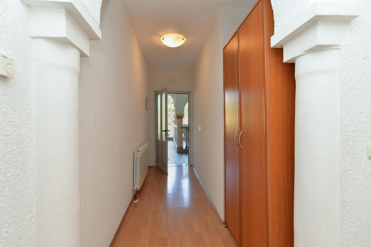 Apartments Vrcevan 811 Medolino Esterno foto